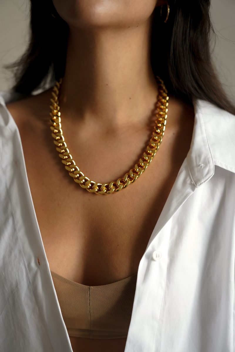 alison-wu-haus-anna-monet-necklace-gold-jewelry